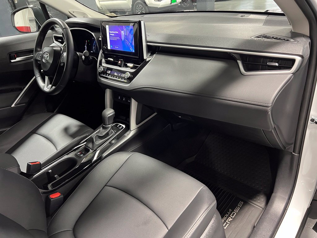 Certified 2025 Toyota Corolla Cross XLE w/ Convenience Package AWD/4WD image 25
