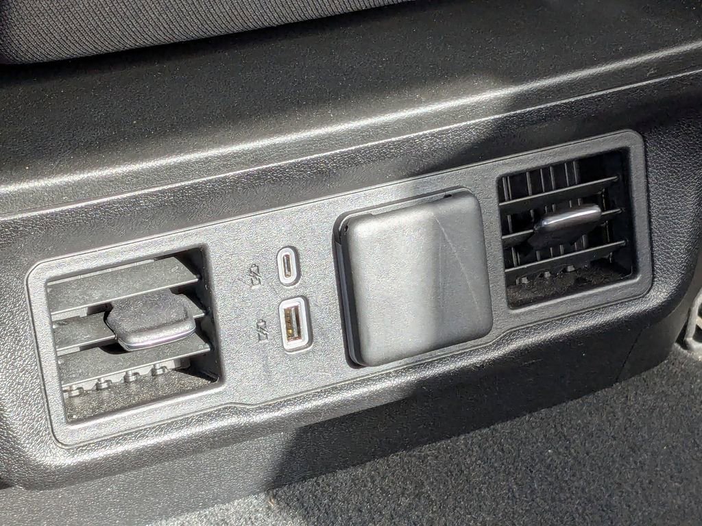 Used 2025 Chevrolet Silverado 1500 LT image 15