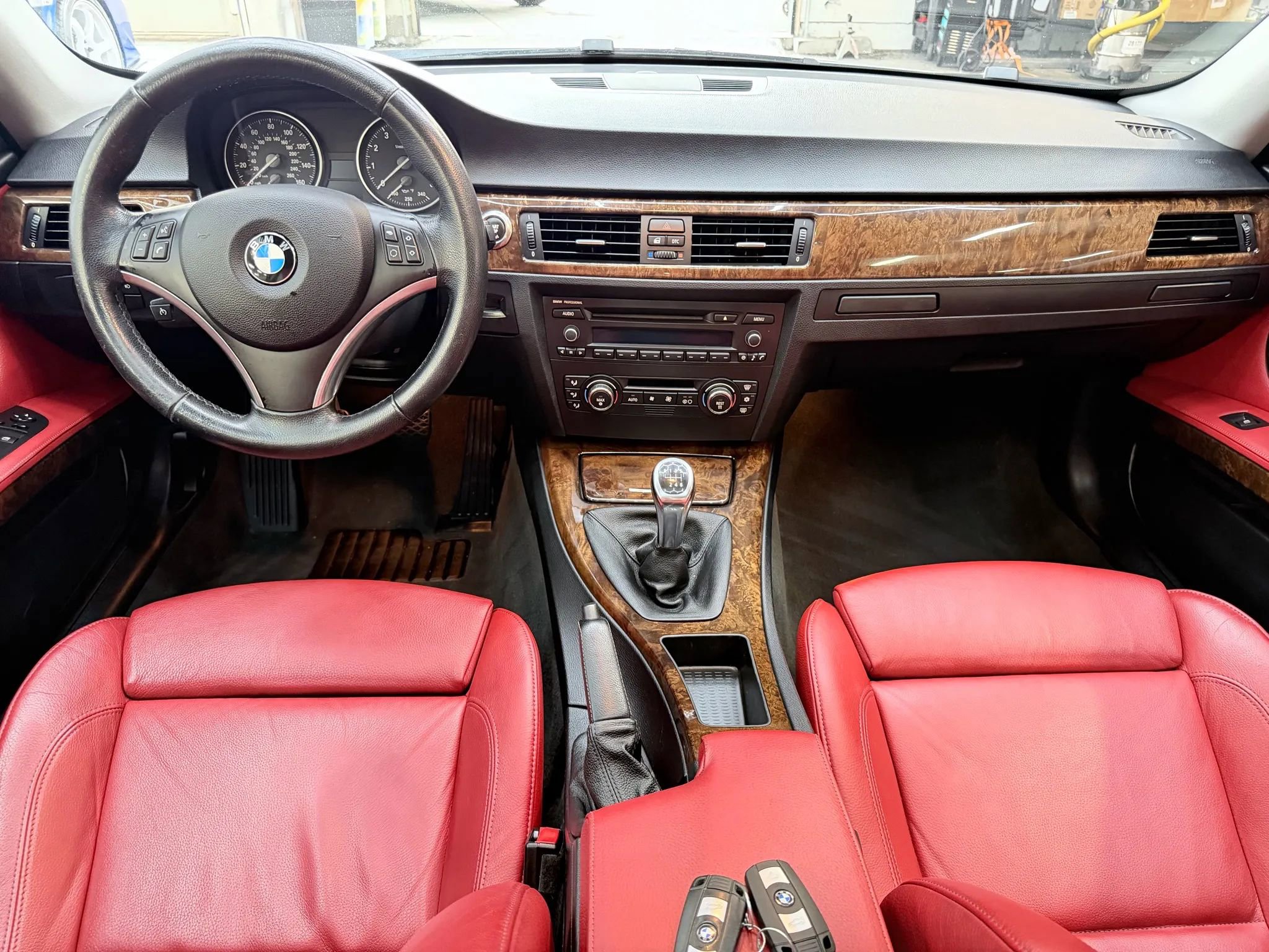 Used 2008 BMW 335i Coupe w/ Premium Pkg image 13
