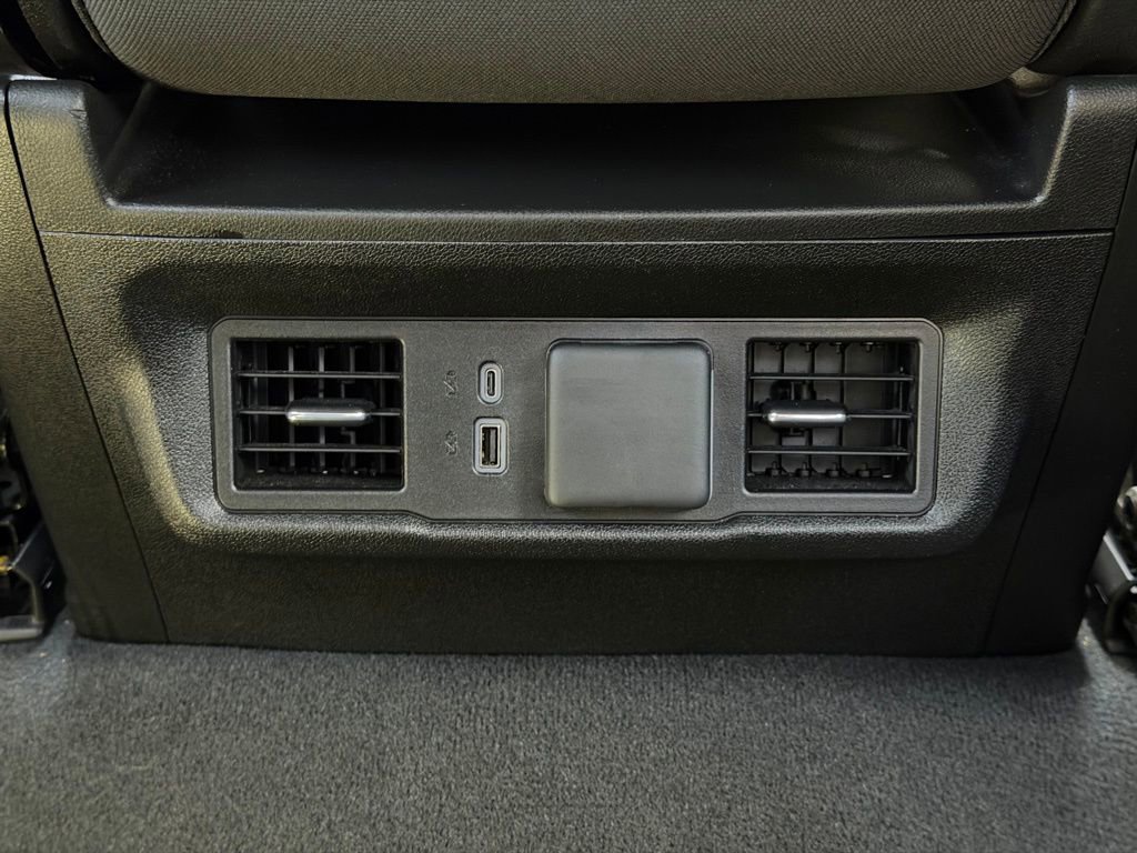 Used 2024 Chevrolet Silverado 1500 LT image 25