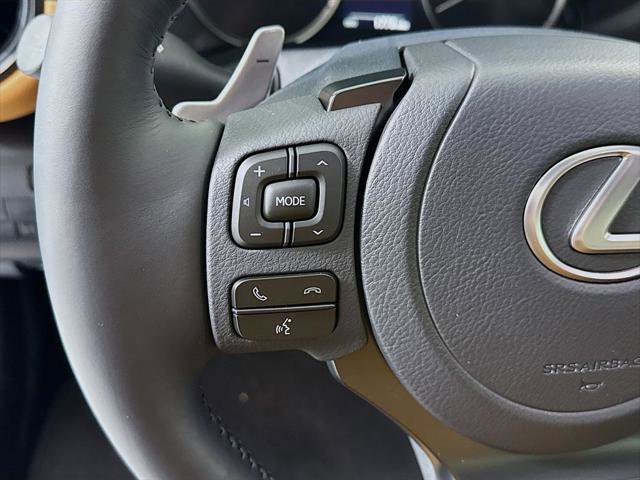 Certified 2025 Lexus IS 300 F Sport image 11