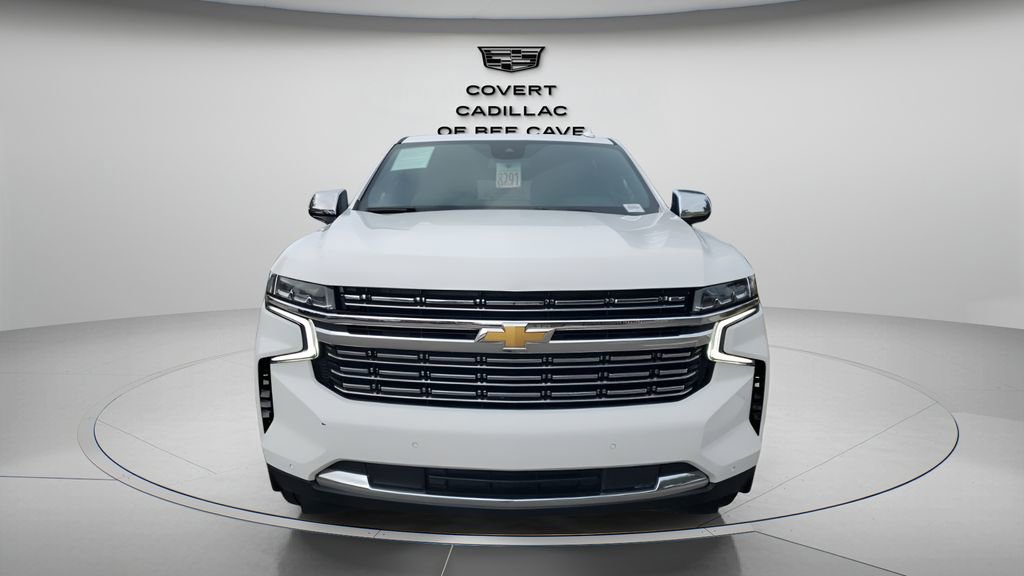 Used 2023 Chevrolet Suburban Premier image 2
