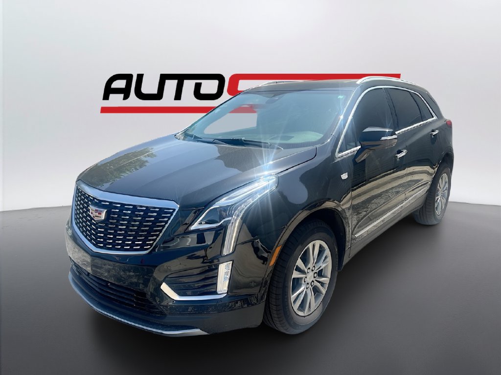 Used 2023 Cadillac XT5 Premium Luxury w/ Technology Package FWD image 3