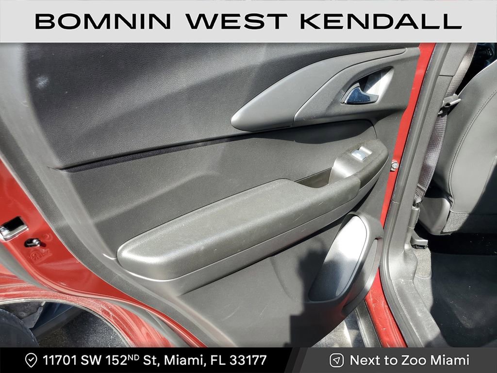 Used 2022 Chevrolet TrailBlazer RS image 16