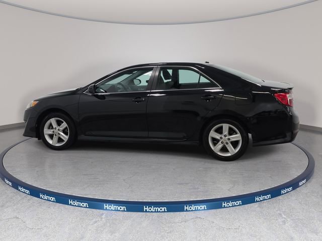 Used 2012 Toyota Camry SE w/ Leather Pkg FWD image 9