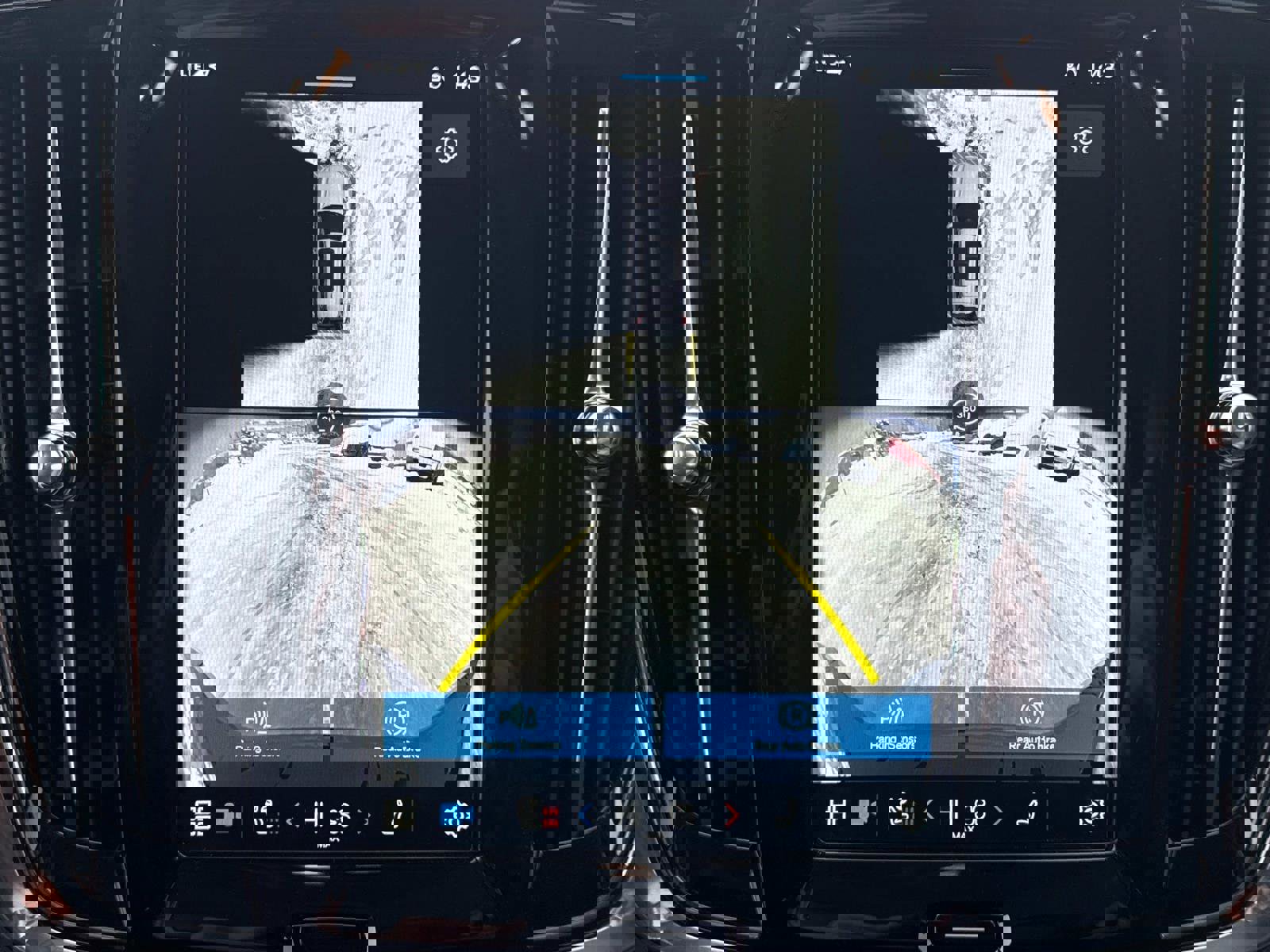 Certified 2024 Volvo V90 B6 Cross Country Plus image 23