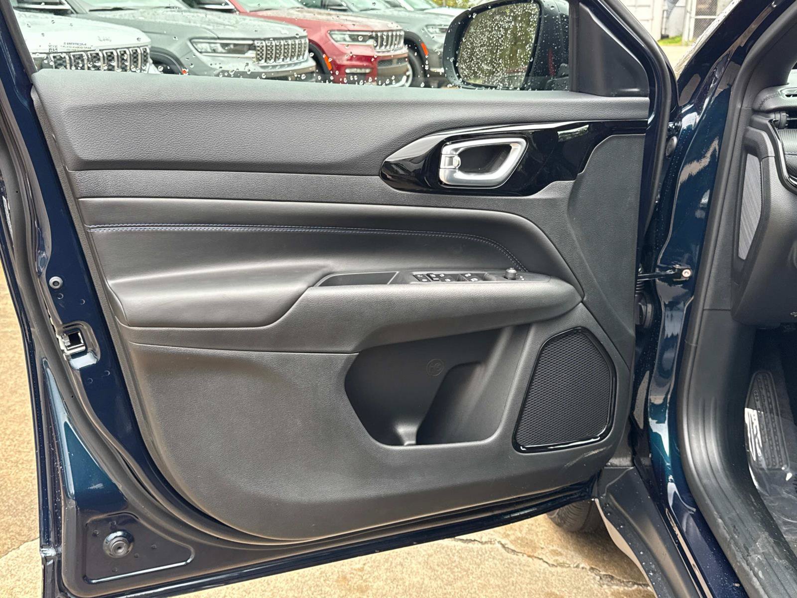 New 2026 Jeep Compass Latitude AWD/4WD image 16