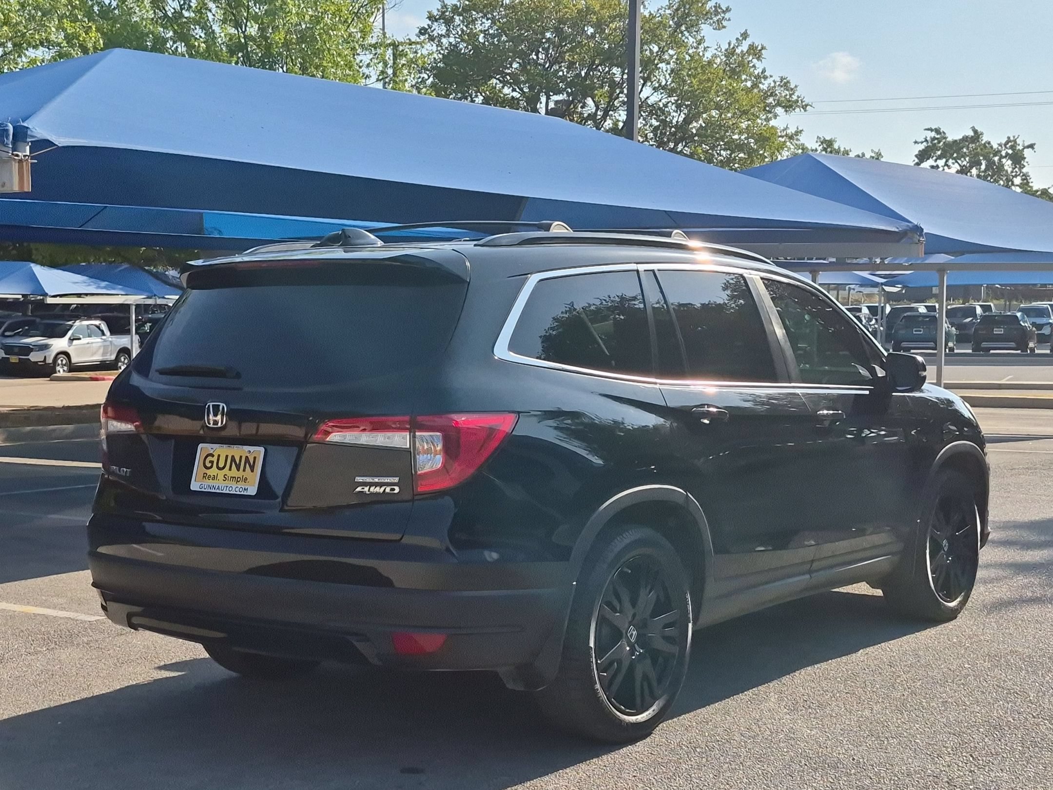 Certified 2022 Honda Pilot Special Edition image 3