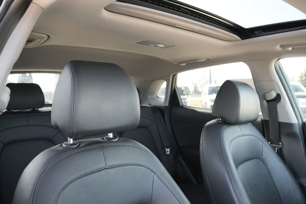 Certified 2023 Hyundai Kona Limited w/ Winter Weather Package image 13