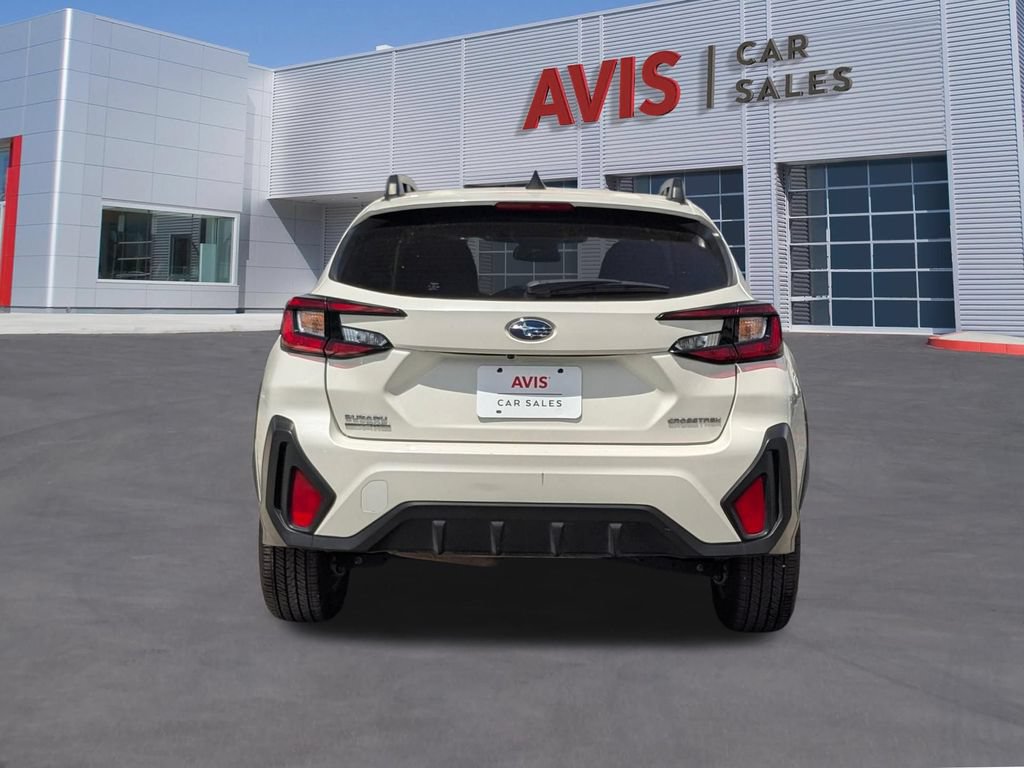 Used 2025 Subaru Crosstrek 2.5i Premium AWD/4WD image 5
