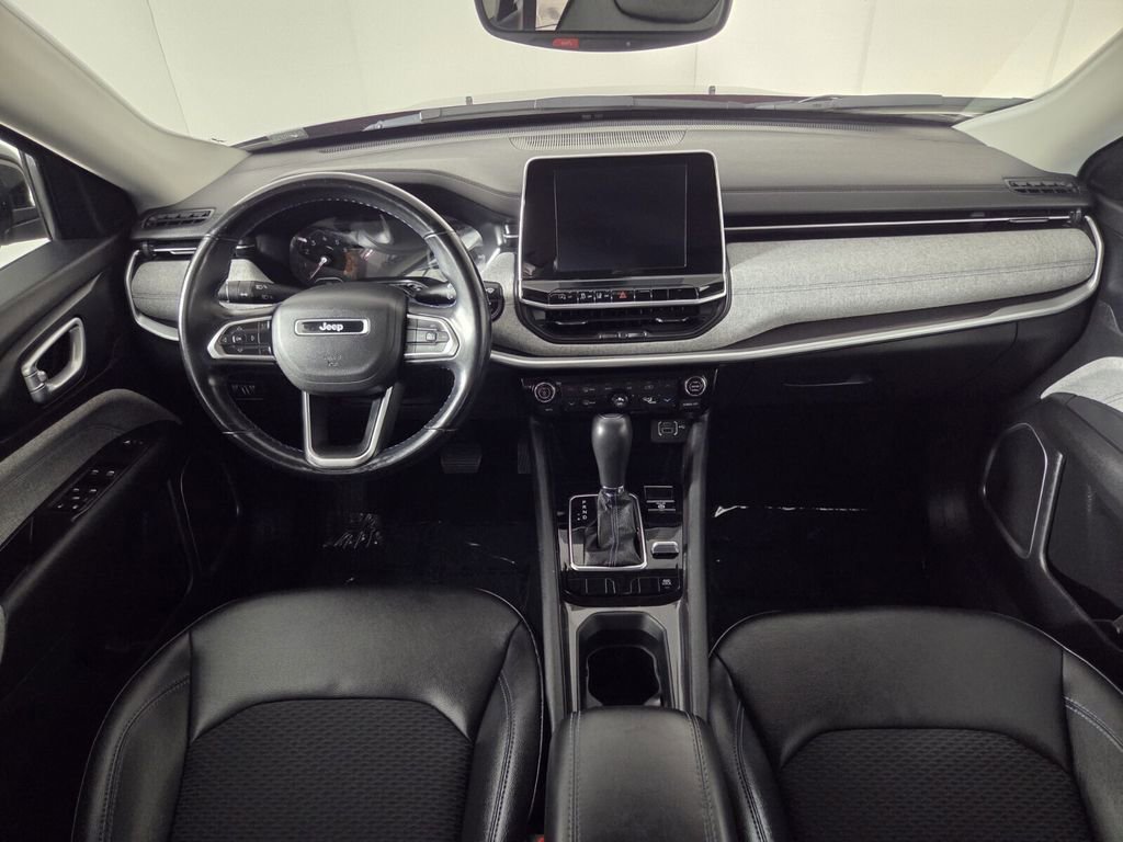 Certified 2022 Jeep Compass Latitude w/ Convenience Group AWD/4WD image 28
