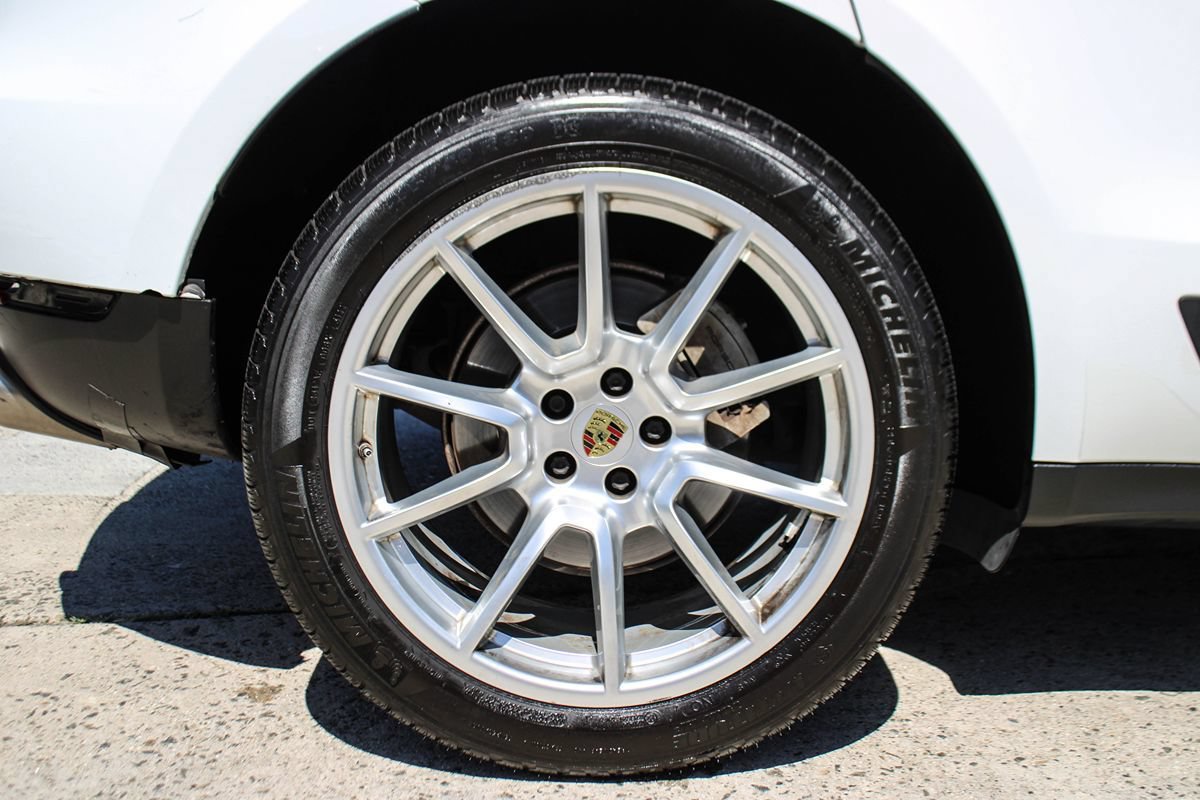 Used 2017 Porsche Macan S AWD/4WD image 27