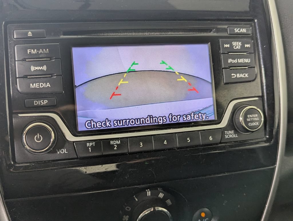 Used 2017 Nissan Versa Note SV FWD image 23