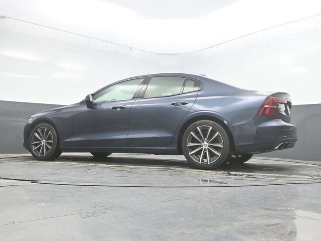 Used 2021 Volvo S60 T6 Momentum AWD/4WD image 40