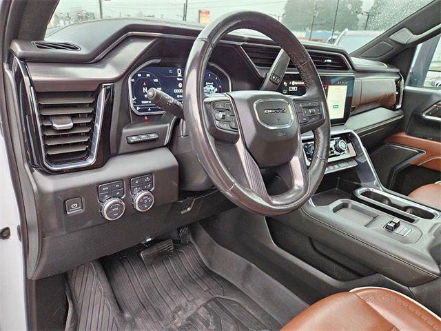 Used 2024 GMC Sierra 3500 Denali Ultimate image 17