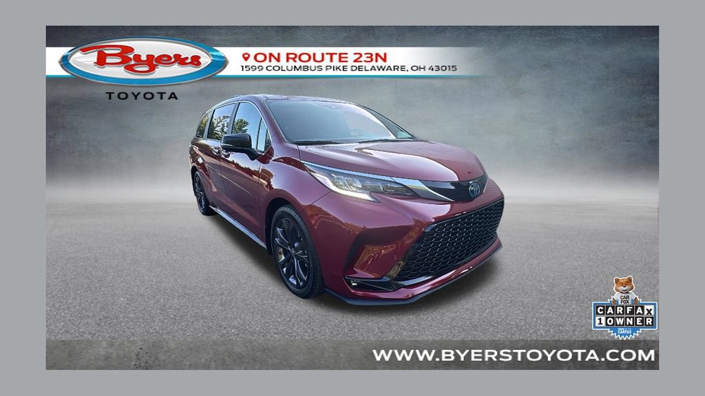Used 2024 Toyota Sienna XSE w/ XSE Premium Package FWD image 1