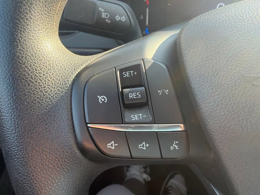 Used 2025 Ford Escape Active FWD image 18