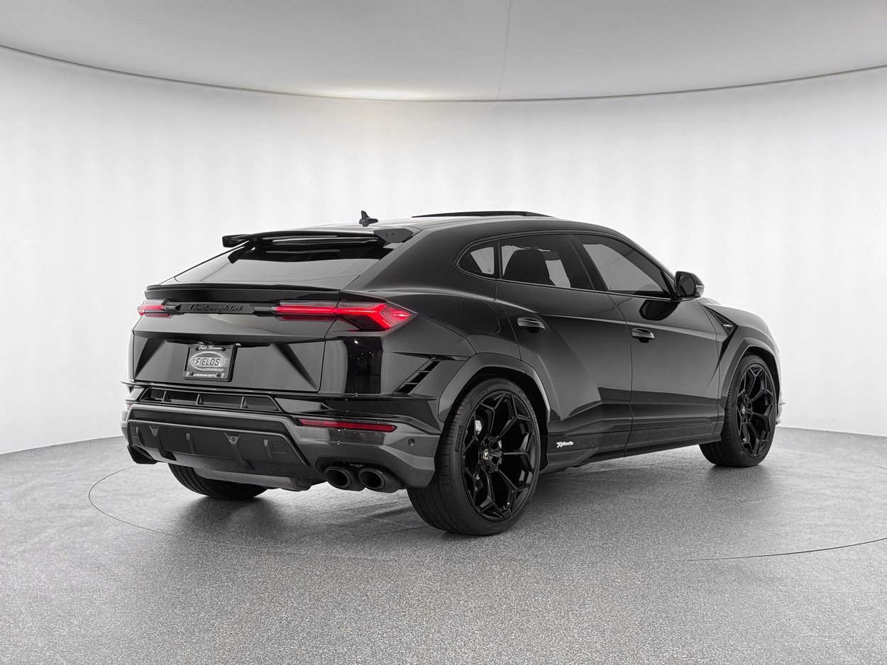 Used 2024 Lamborghini Urus Performante AWD/4WD image 5