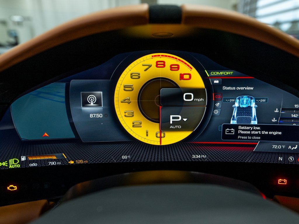 Certified 2024 Ferrari Roma Base image 17