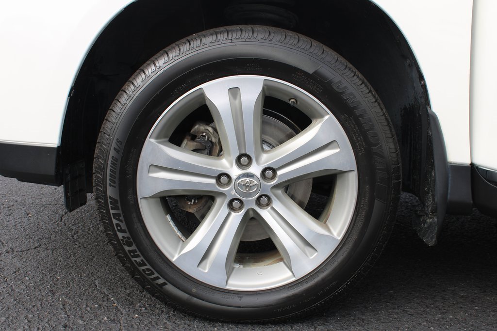Used 2012 Toyota Highlander Limited image 15