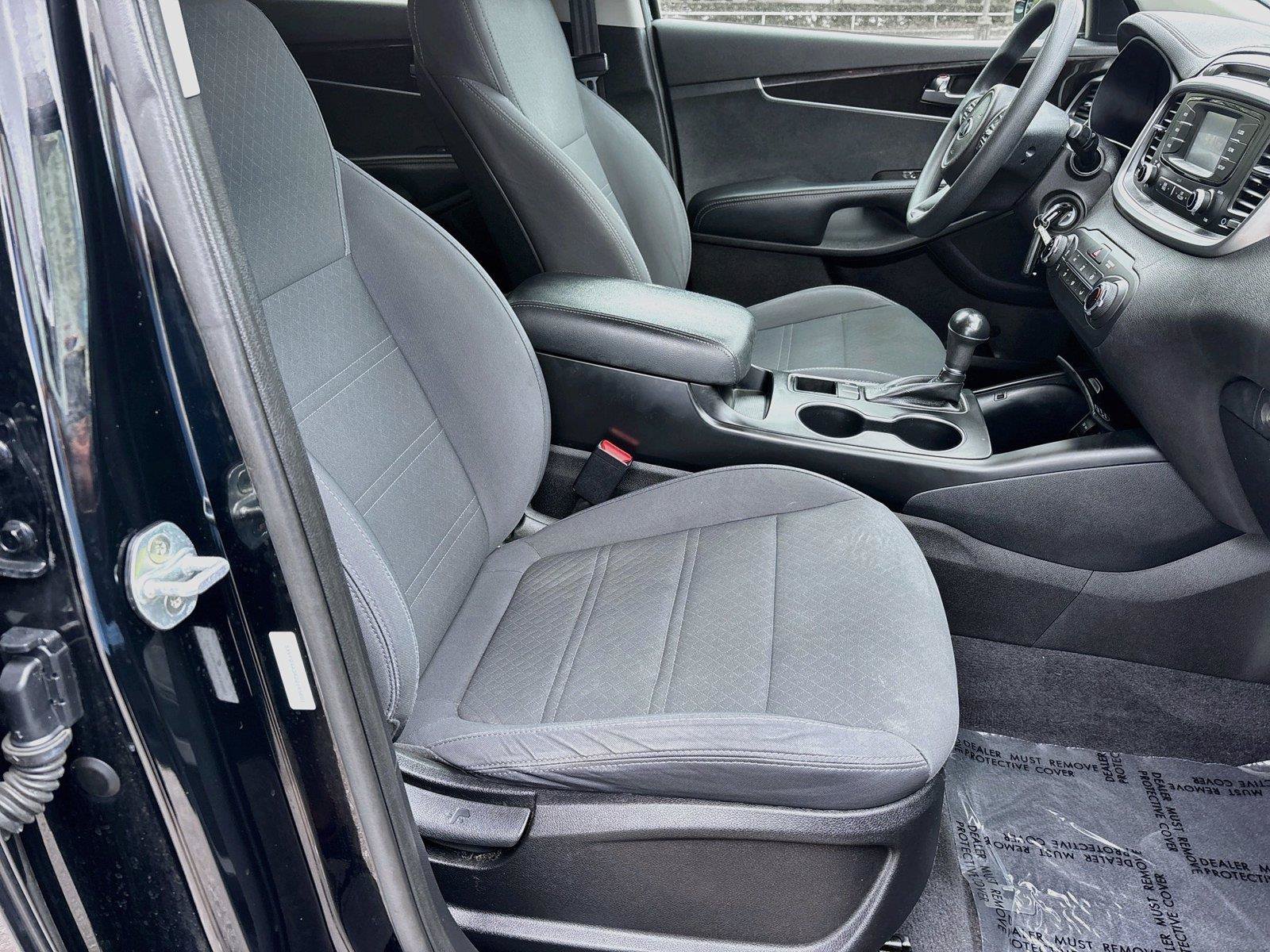 Used 2016 Kia Sorento FWD image 21