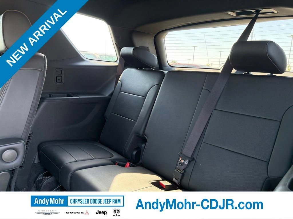 Used 2023 Chevrolet Traverse High Country w/ LPO, Floor Liner Package AWD/4WD image 19