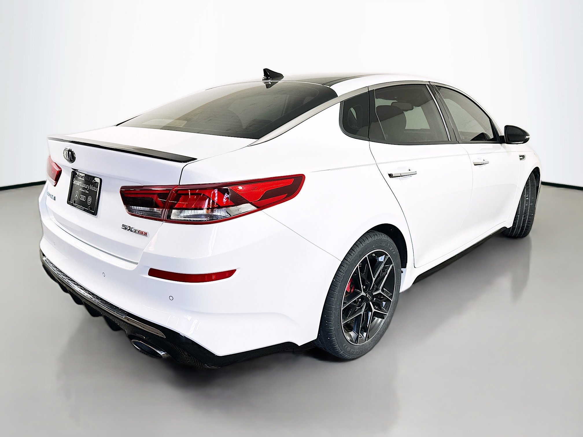 Used 2019 Kia Optima SX FWD image 7