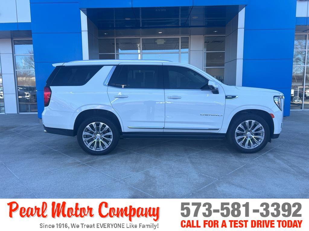 Certified 2021 GMC Yukon Denali w/ Denali Premium Package AWD/4WD image 3