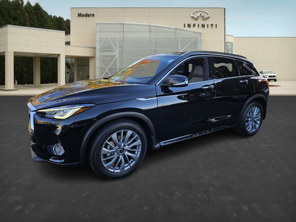 New 2025 INFINITI QX50 Luxe image 1