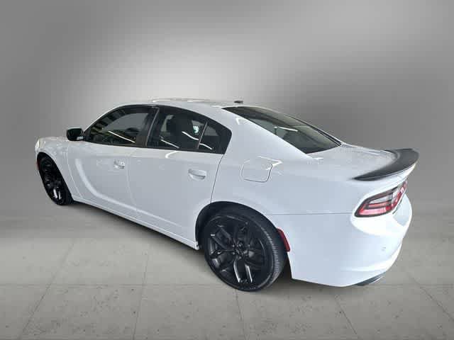 Used 2020 Dodge Charger SXT w/ Blacktop Package image 6
