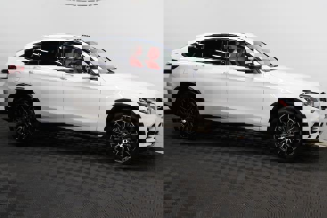 Used 2018 Mercedes-Benz GLC 300 4MATIC w/ AMG Line image 3