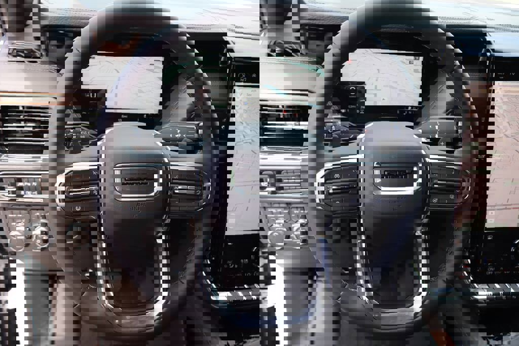 New 2026 GMC Yukon Denali w/ Sun & Power Step Package image 16