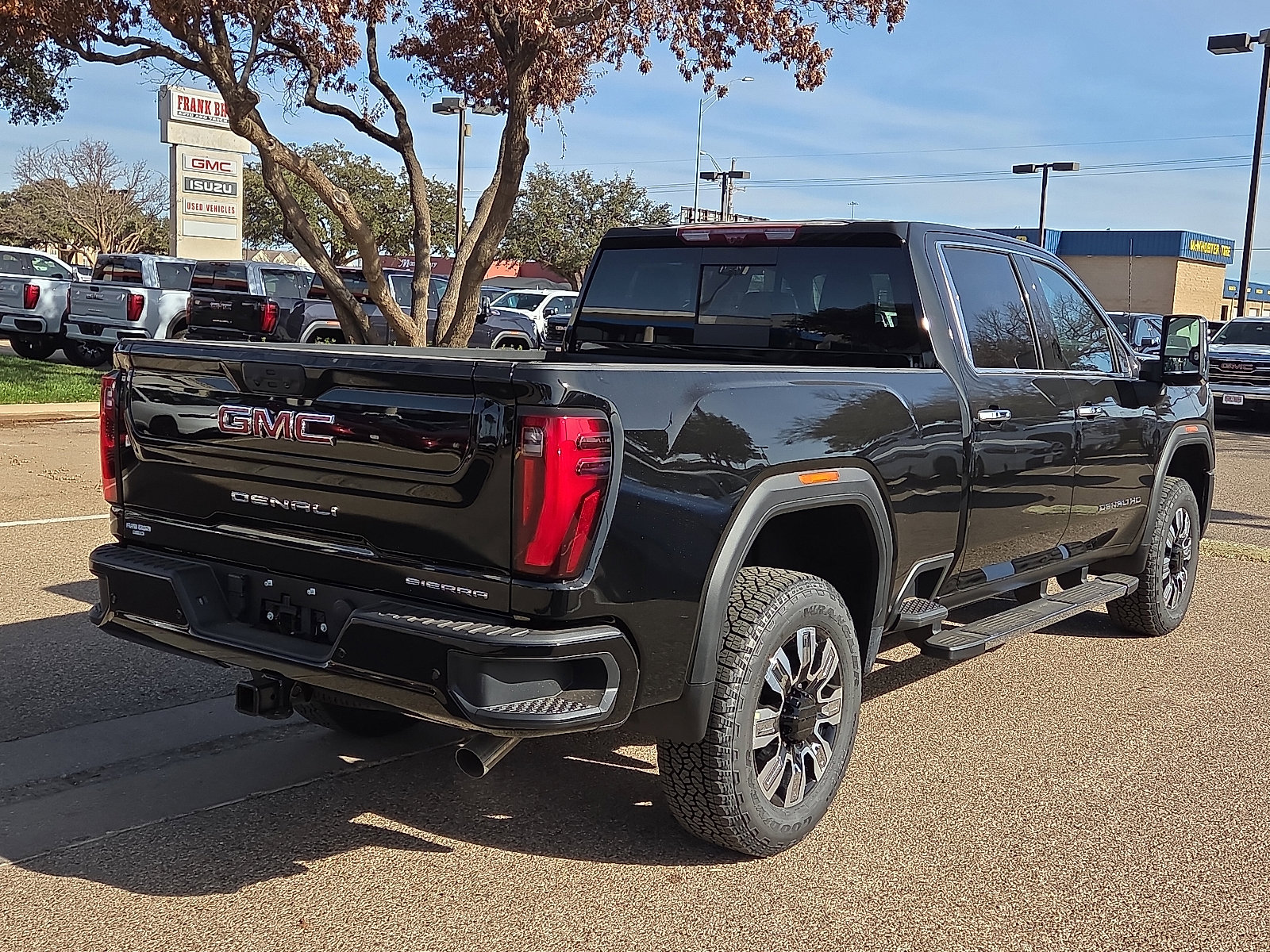 New 2026 GMC Sierra 2500 Denali w/ Denali Reserve Package image 4