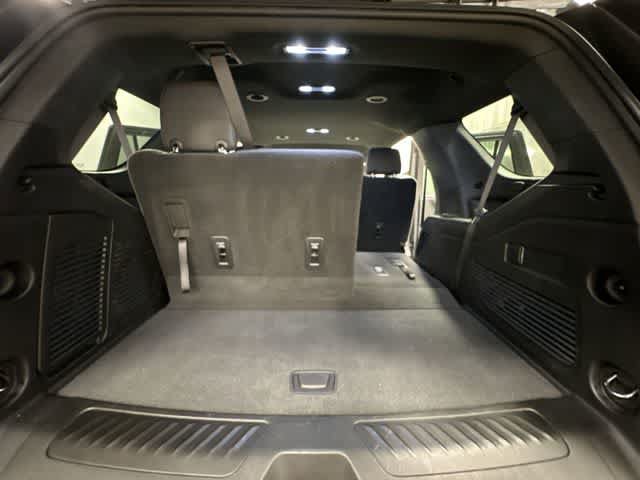 Used 2023 Chevrolet Tahoe LT AWD/4WD image 26