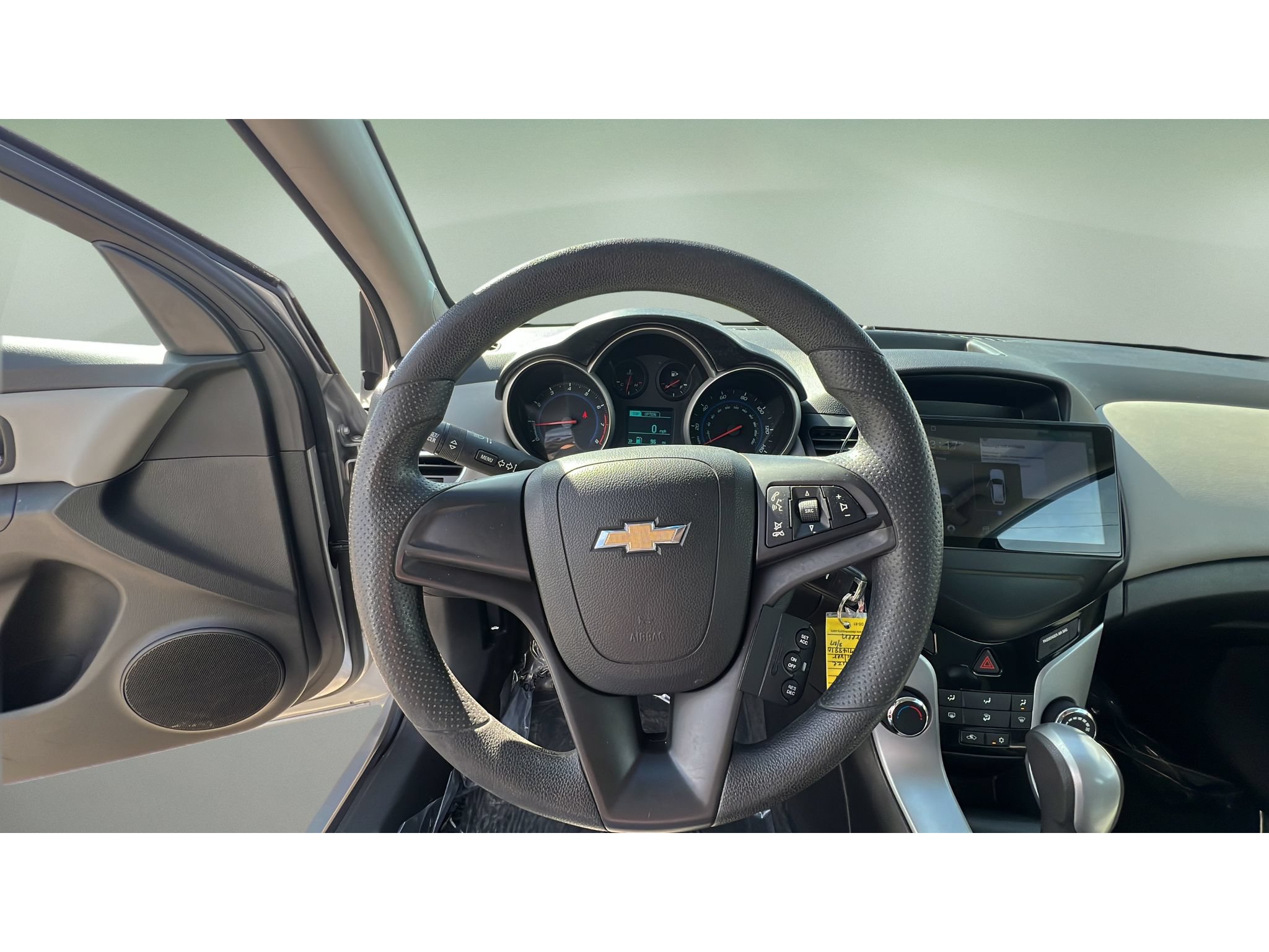 Used 2013 Chevrolet Cruze LS FWD image 21