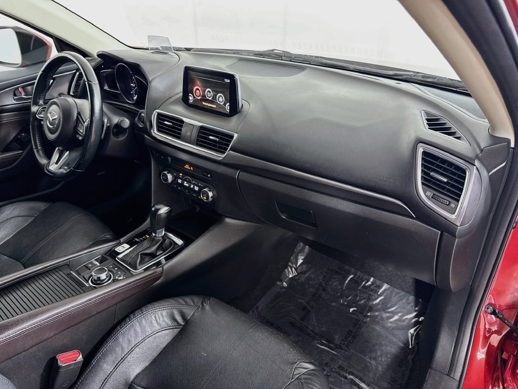 Used 2017 MAZDA MAZDA3 Grand Touring w/ Premium Equipment Package FWD image 33