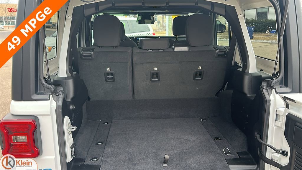 Used 2025 Jeep Wrangler Unlimited Rubicon 4xe w/ Convenience Group image 29