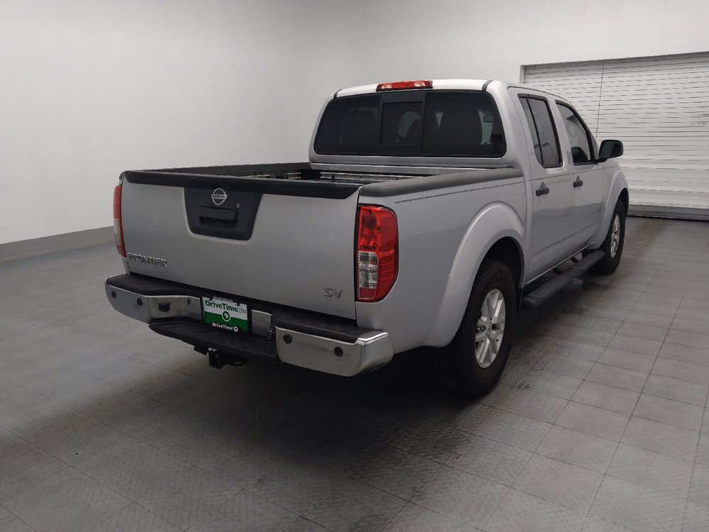 Used 2015 Nissan Frontier SV w/ SV Value Truck Package RWD image 9