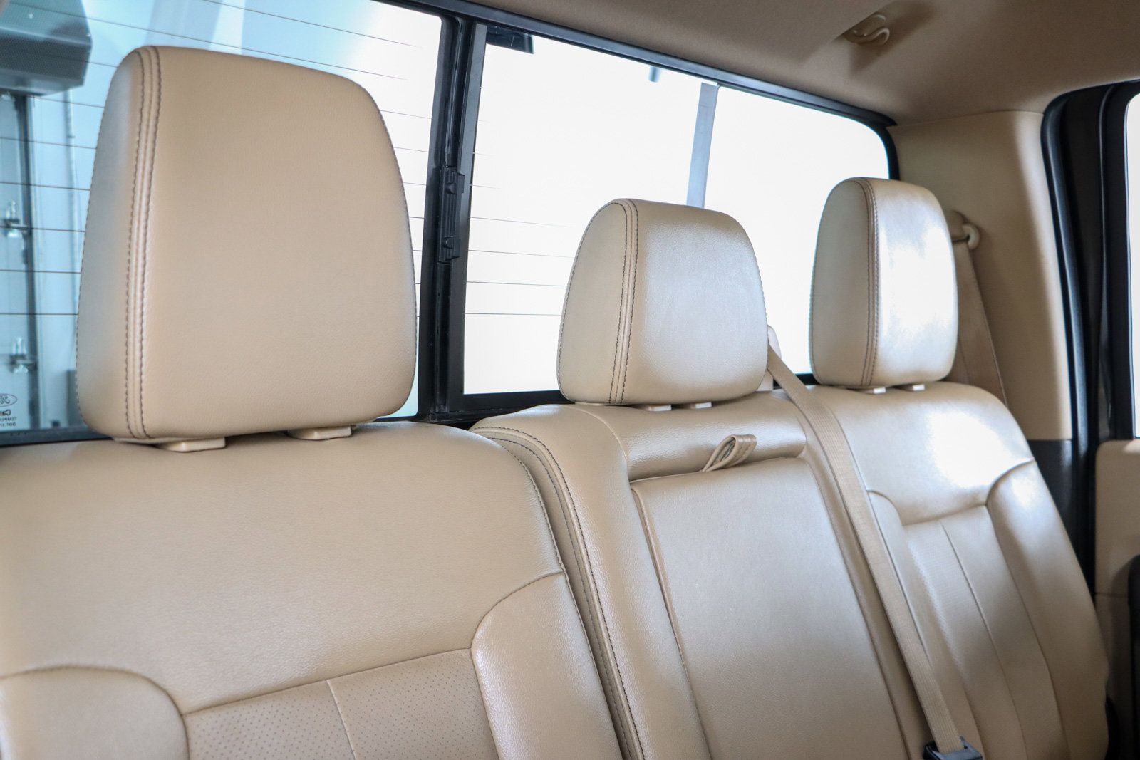 Used 2015 Ford F250 Lariat w/ Chrome Package image 29