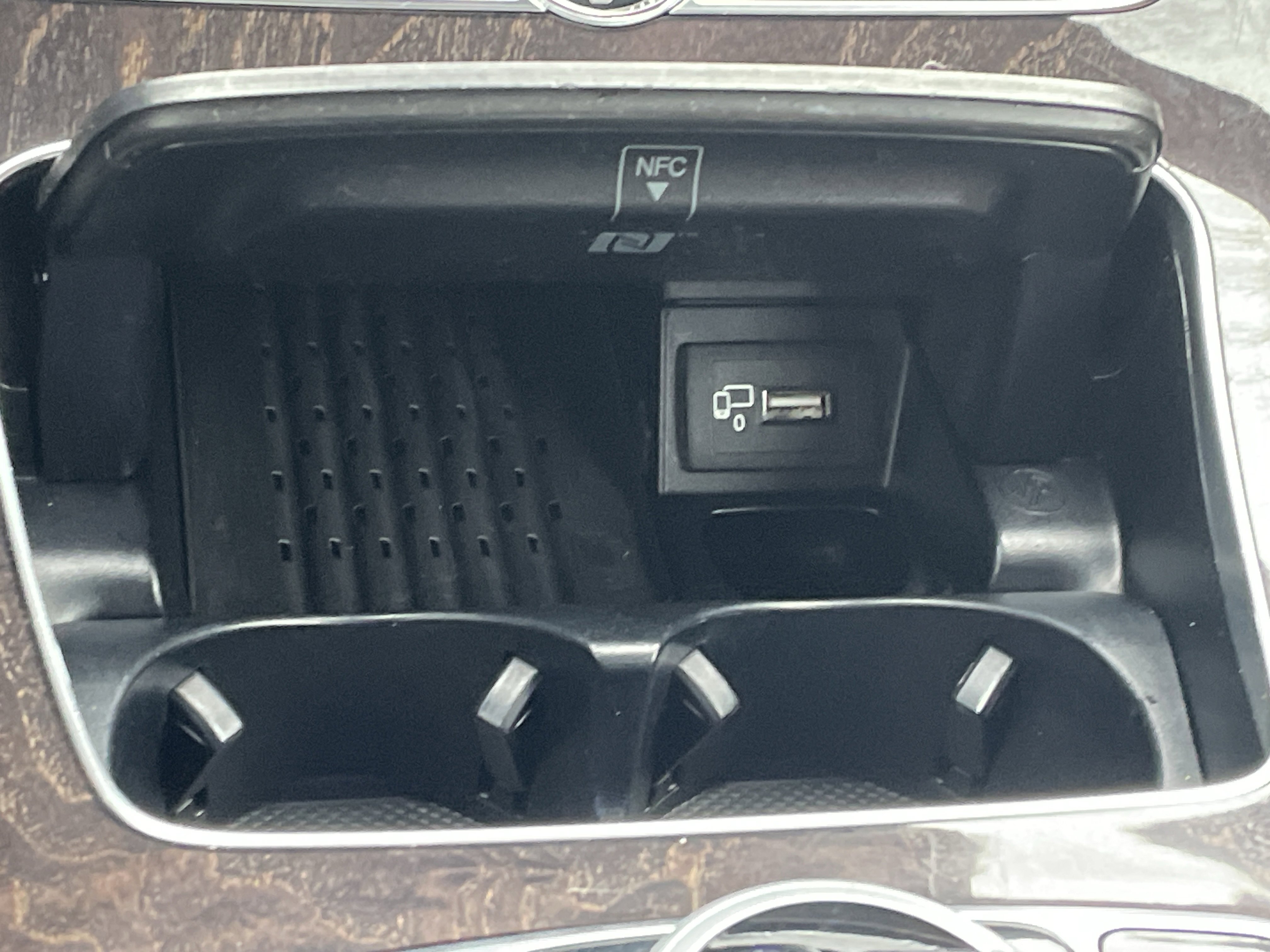 Used 2019 Mercedes-Benz E 450 Cabriolet image 42