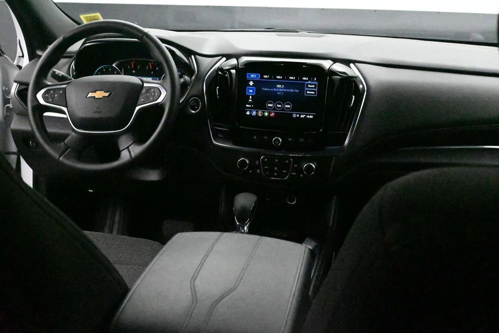 Used 2023 Chevrolet Traverse LT w/ LPO, Floor Liner Package AWD/4WD image 14