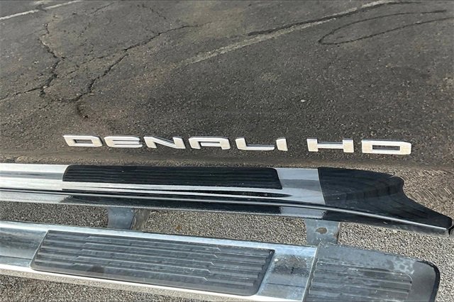 Used 2025 GMC Sierra 2500 Denali w/ Denali Reserve Package image 25