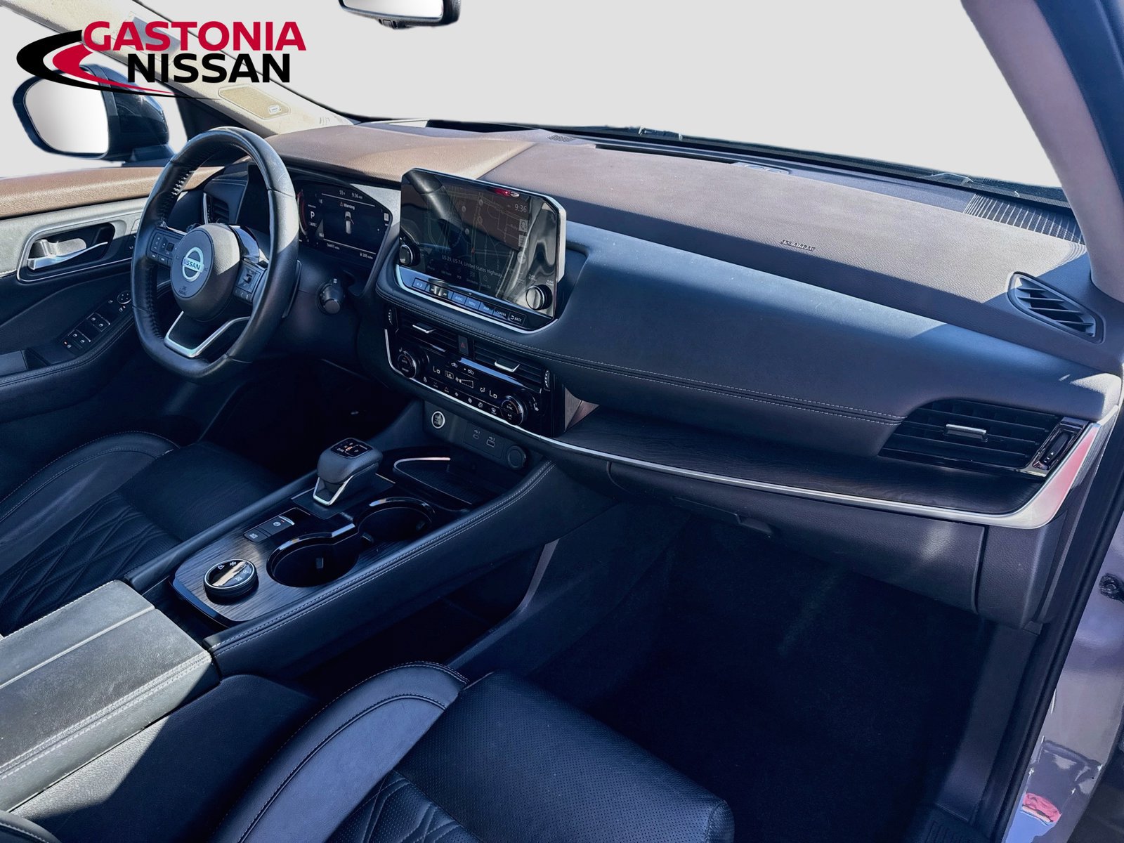 Used 2021 Nissan Rogue Platinum AWD/4WD image 39