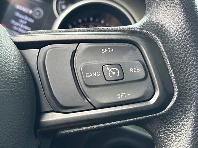 Used 2018 Jeep Wrangler Unlimited Sport AWD/4WD image 13