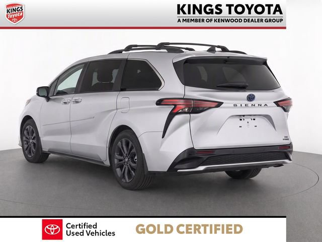 Certified 2024 Toyota Sienna XSE w/ XSE Premium Package FWD image 5