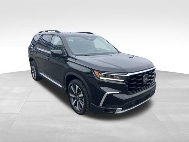 Certified 2023 Honda Pilot Touring image 20