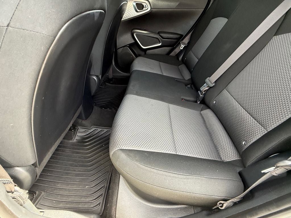 Used 2020 Kia Soul LX FWD image 13