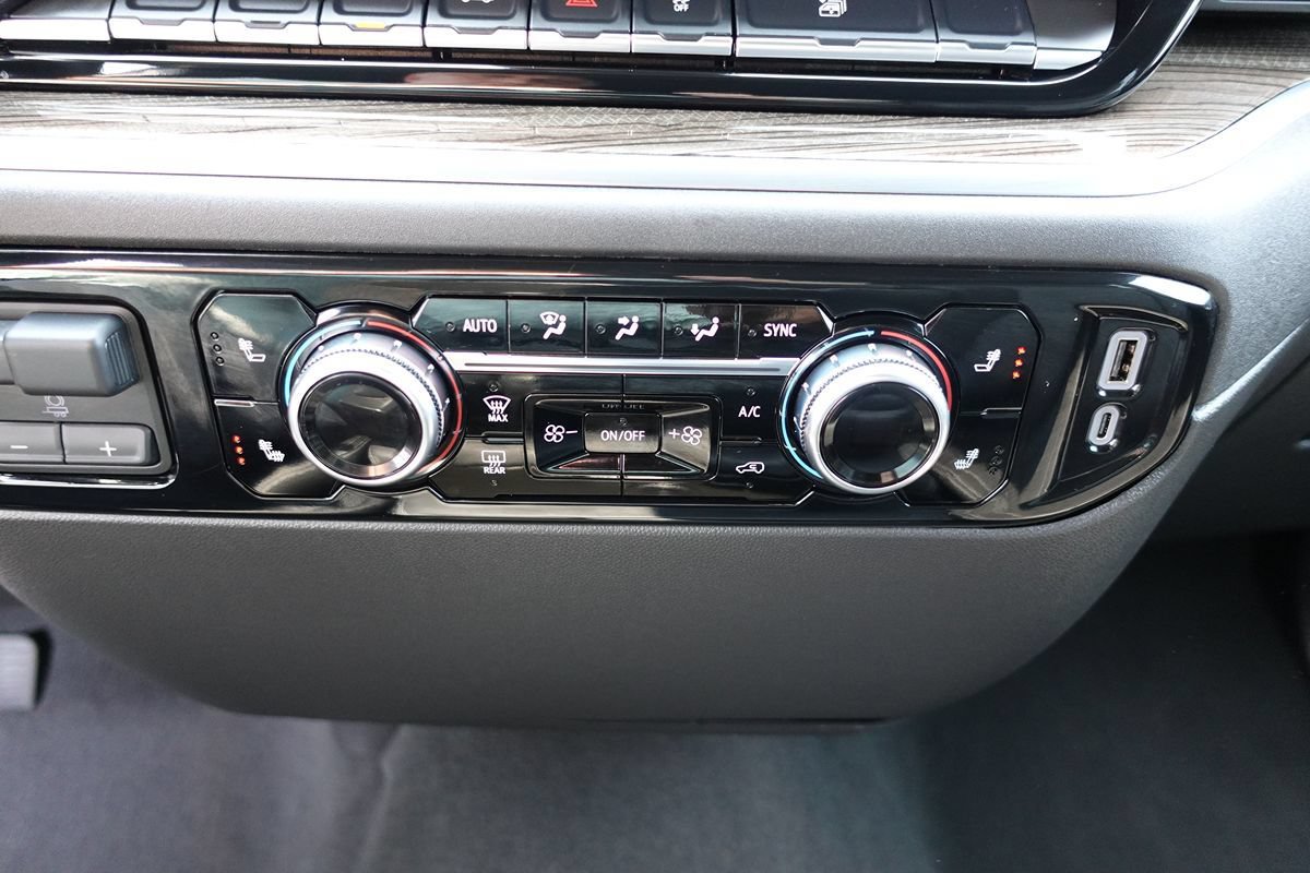 Used 2025 GMC Sierra 1500 Elevation AWD/4WD image 47