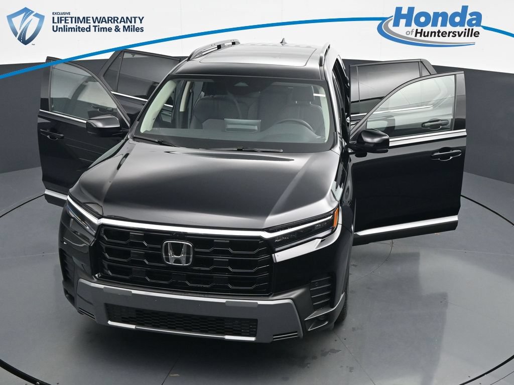 New 2026 Honda Pilot Touring image 36
