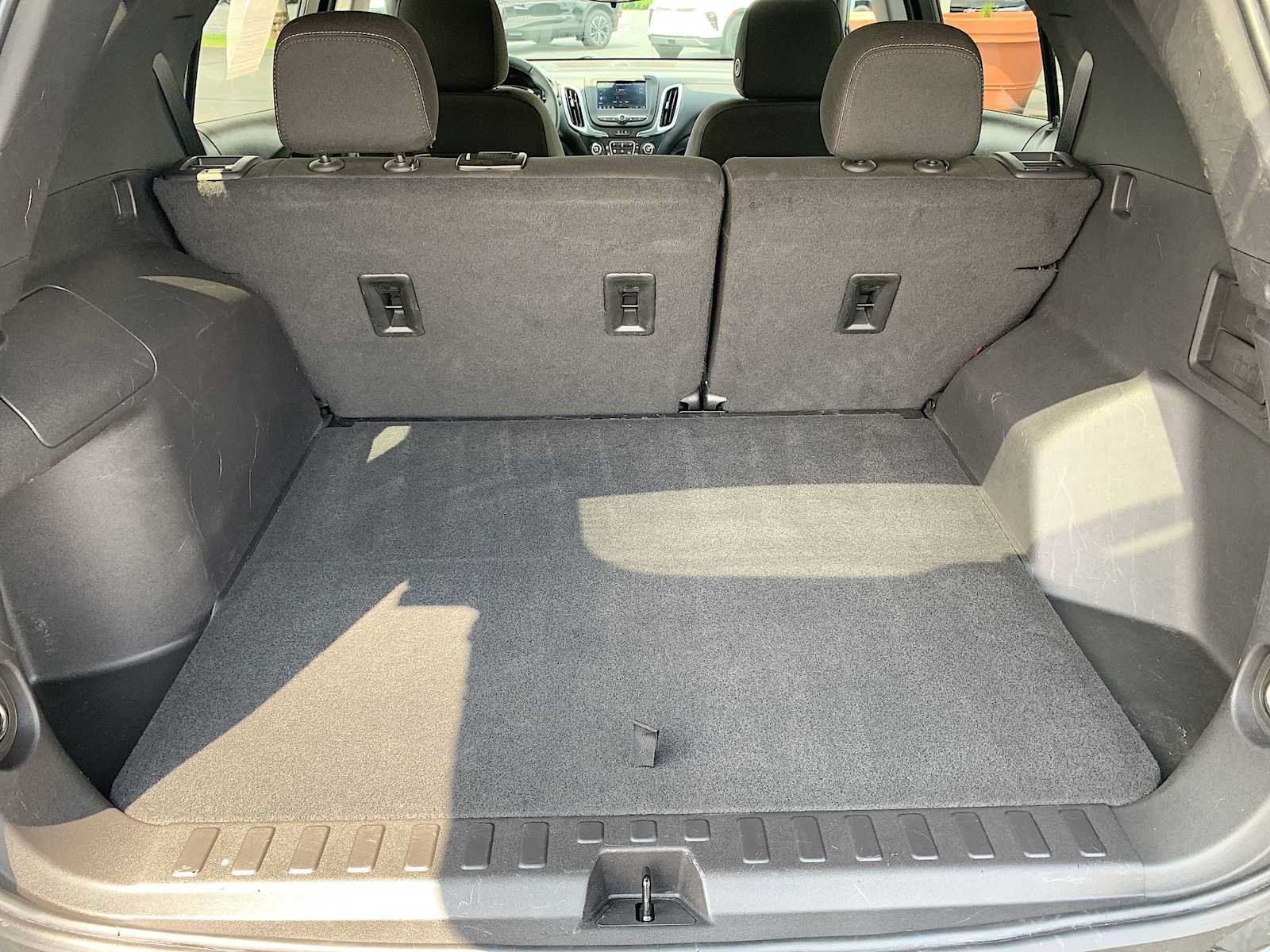 Used 2023 Chevrolet Equinox LT AWD/4WD image 24